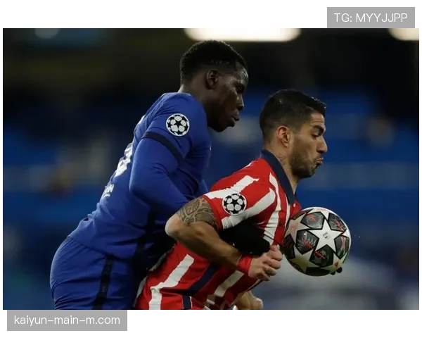 马赛后防线专注度不足问题在应对快速反击时的风险暴露